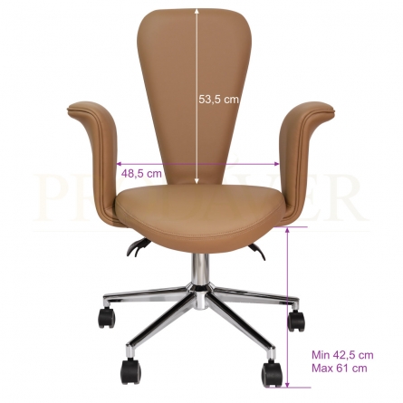 Dimensões de cadeira castanha com costas altas. Brown high-back chair dimensions.